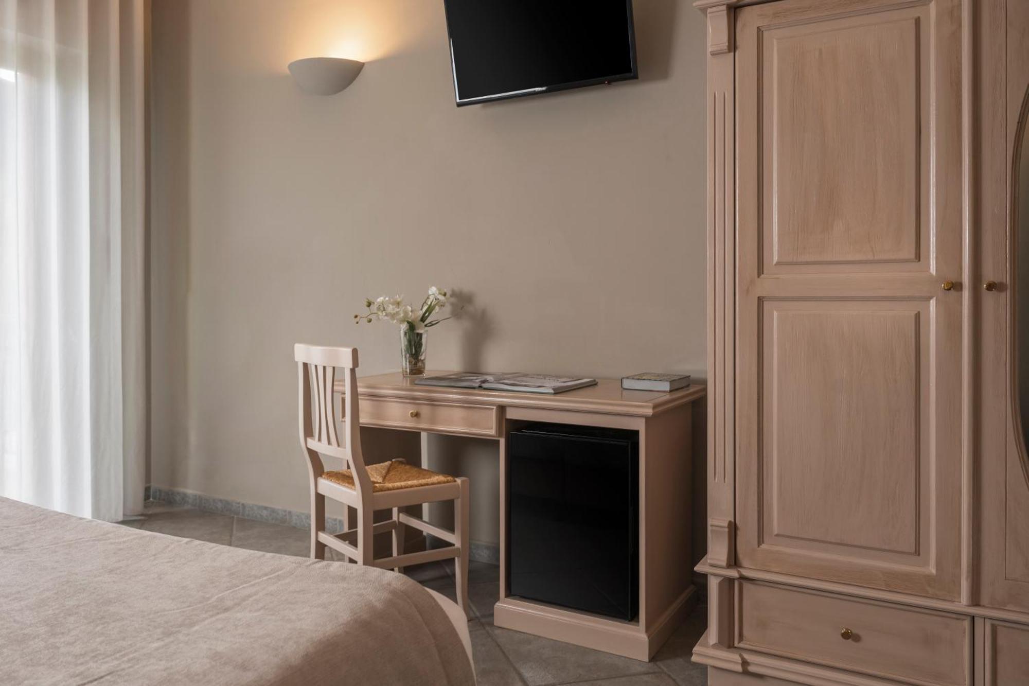 Hotel Don Luis Castel Di Sangro Εξωτερικό φωτογραφία