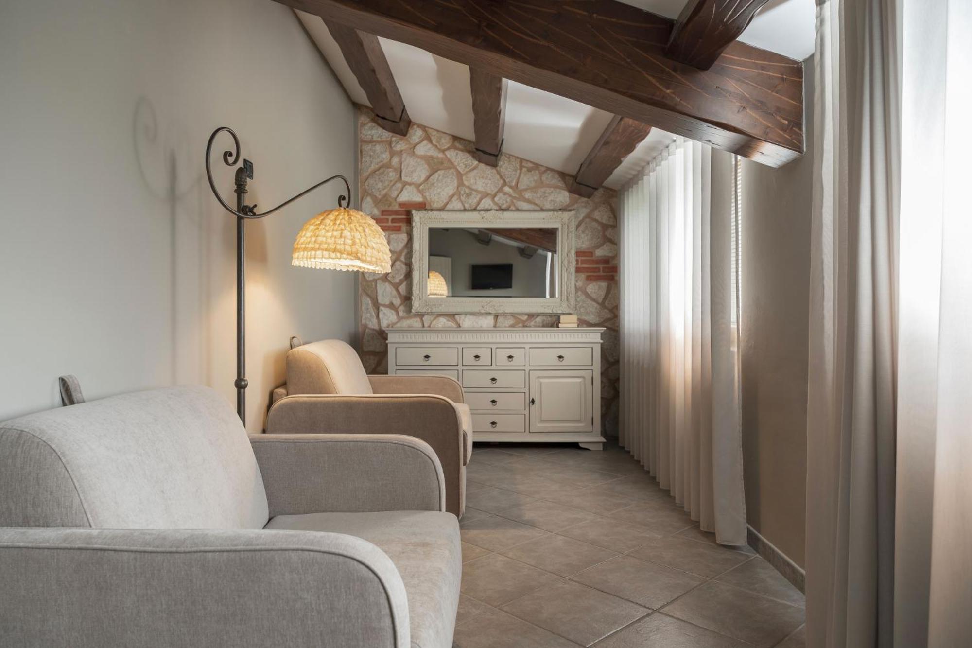 Hotel Don Luis Castel Di Sangro Εξωτερικό φωτογραφία