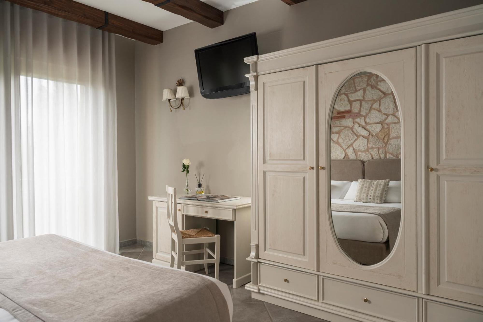 Hotel Don Luis Castel Di Sangro Εξωτερικό φωτογραφία